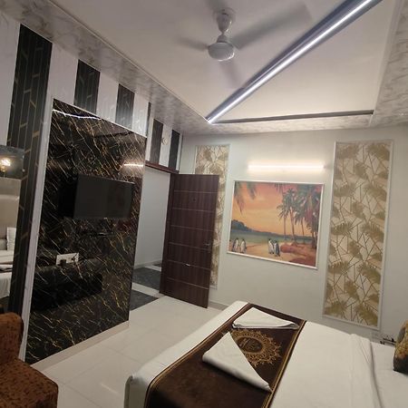 Hotel Smart Plaza Νέο Δελχί Εξωτερικό φωτογραφία