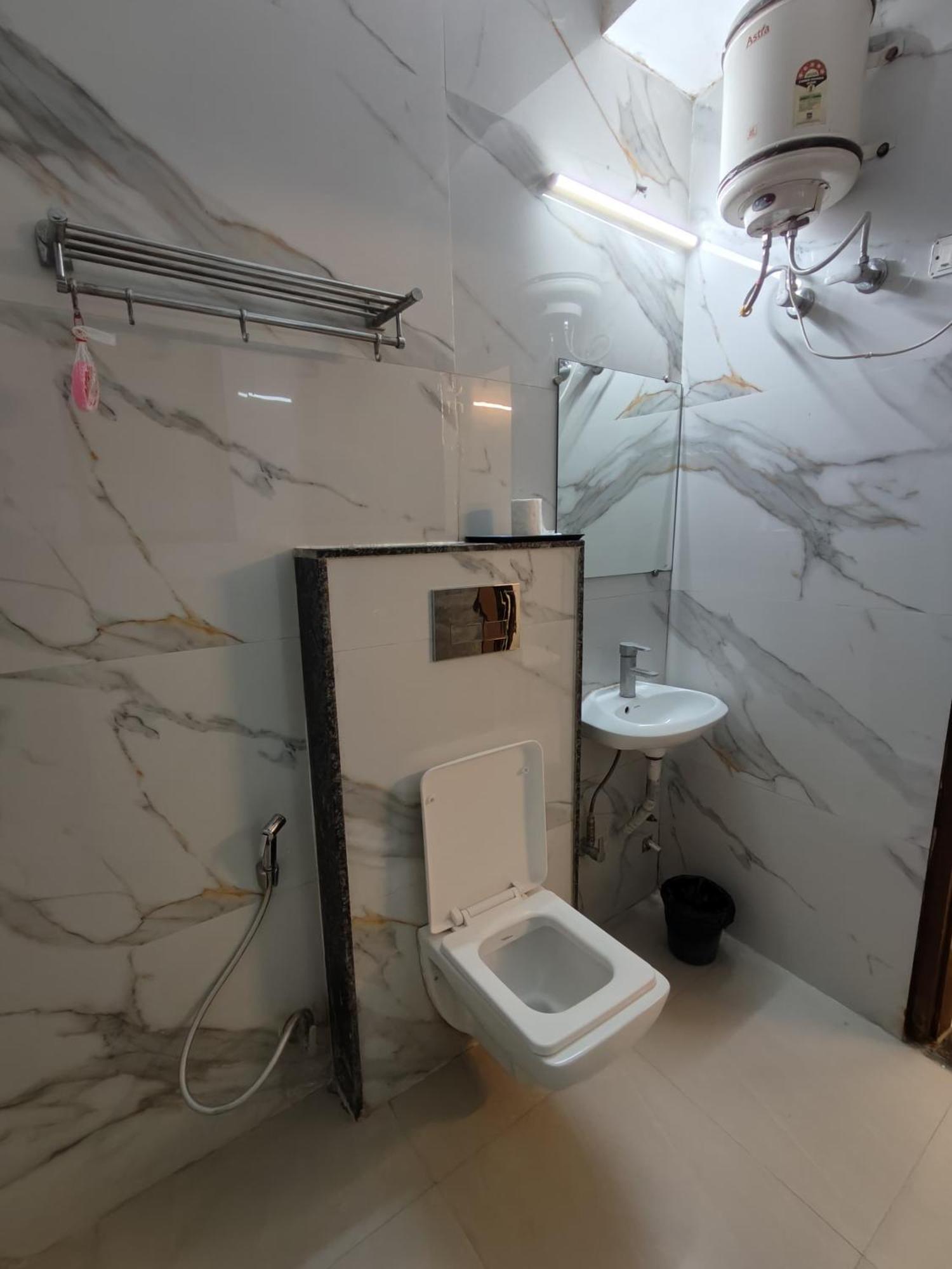 Hotel Smart Plaza Νέο Δελχί Εξωτερικό φωτογραφία